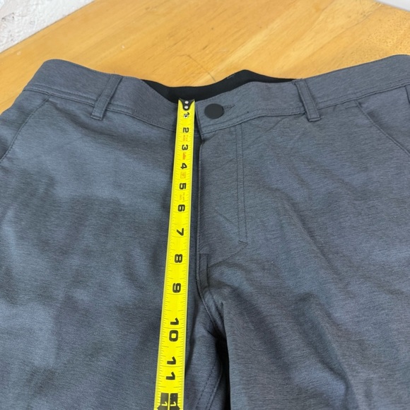 George Mens Above The Knee Commuter 9 inch Inseam Shorts size 34 Charcoal - Picture 8 of 9